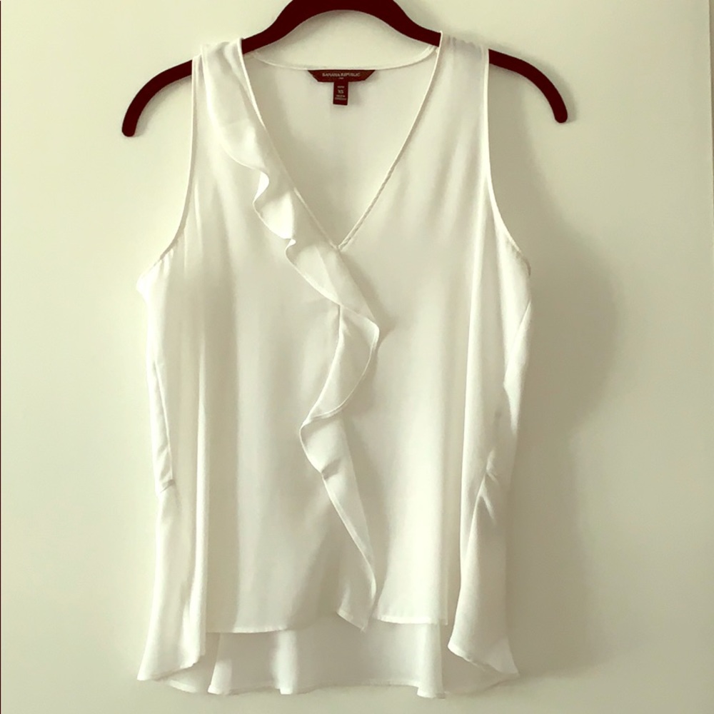 Banana Republic V neck white ruffled blouse.